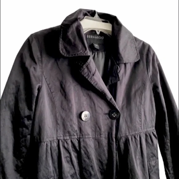 ⭐️ Gorgeous Black Bernardo coat - Picture 4 of 14